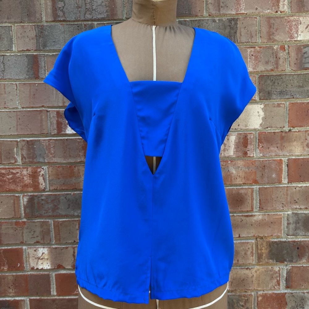 Amanda Uprichard 100% Silk Blouse in Electric Blue Size Small with Cutout